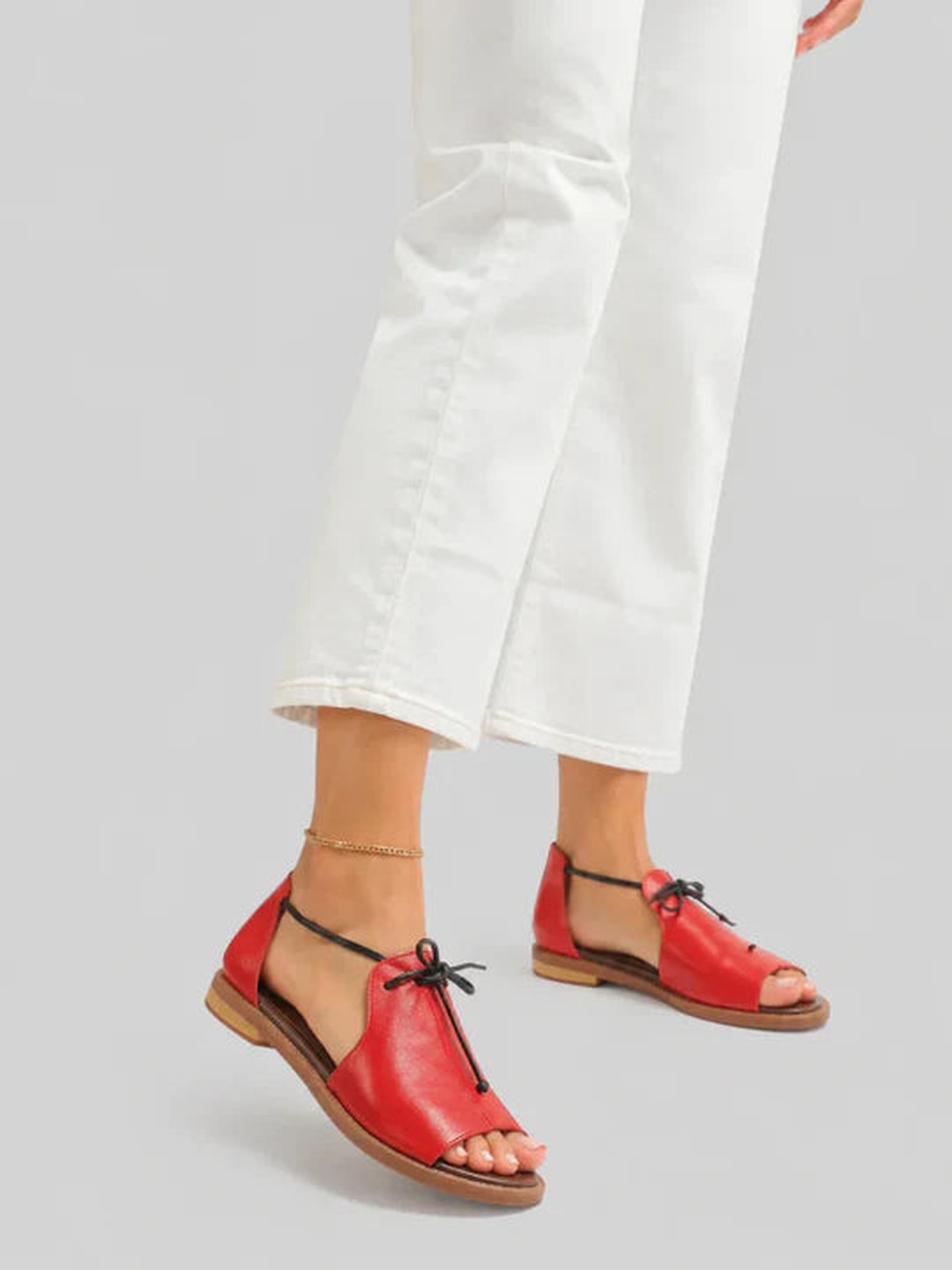 Sidonie | Strap-Style Leather Sandals
