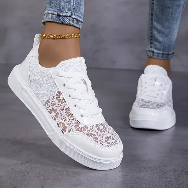 Hollis | Floral Lace Sneakers